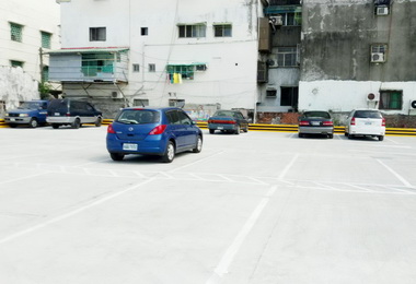 哈瑪星增停車位 營造道路友善人行環境(圖)