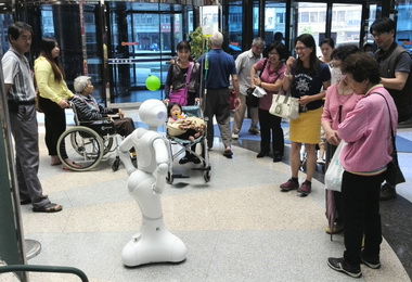 機器人進駐童綜合服務更上層樓(圖)