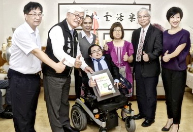 雲林學子陳彥廷、賴翔緯獲頒總統教育獎(圖)