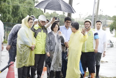 蔡英文視察雲林災損與復原工作(圖)