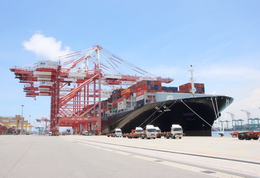 風明輪  首航高雄港(圖)