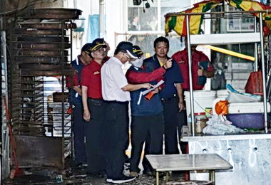 斗六西市場火警 關切商家生命財產(圖)