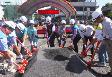 集集中集路延長工程今動土(圖)