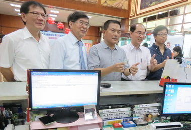 偏鄉可補換健保卡便民服務獲好評(圖)