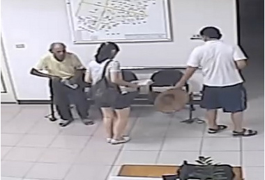 彰化失智翁騎車迷失清水警助其返家(圖)