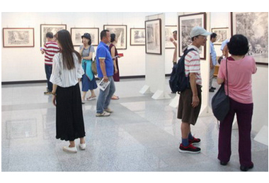 九十三歲楊真祥攜生辦畫展(圖)