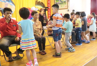 郡坑國小迎新暨慶祝祖父母節(圖)