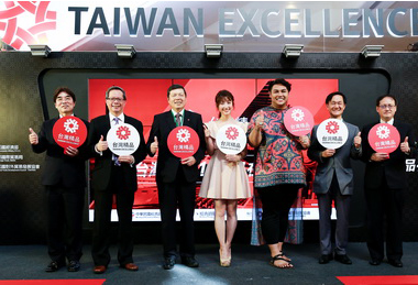 台灣精品現身高雄草衙道購物中心(圖)