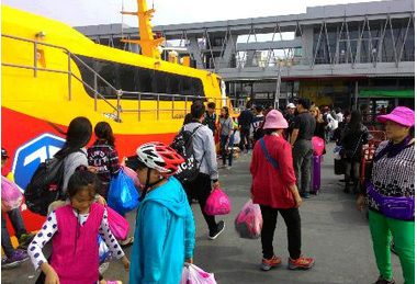 國慶日連續假期 加強客輪航行安全(圖)