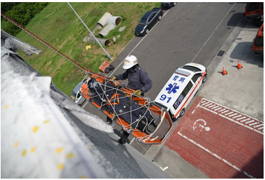 消防局17日於碧興分隊進行救助演練(圖)