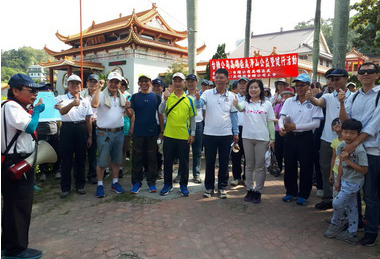 台糖公司高雄區處員眷觀音山淨山(圖)