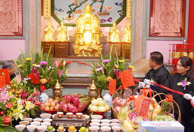 埔里昭平宮育化堂孔廟四配鎏金聖像安座(圖)