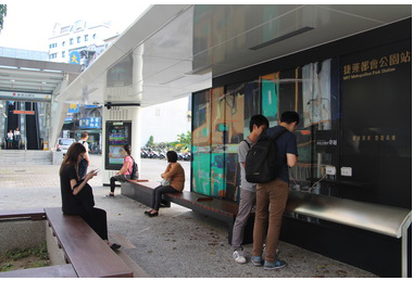 結合時尚藝術與智慧科技楠梓轉運候車亭吸睛(圖)