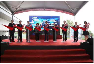 高雄軟體園區智崴飛行體驗中心啟用(圖)