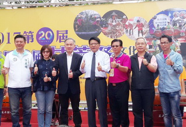 屏東萬丹采風甘蔗祭邁20年賀成年(圖)