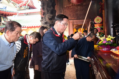 埔里地母娘娘聖誕林明溱祈求國泰民安(圖)