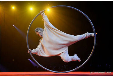 十位國際馬戲巨星登台炫技連續三晚 嗨翻高雄(圖)