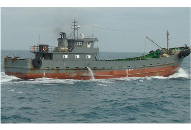 陸船囂張越界又蛇行拒檢台中海巡強靠押回偵辦(圖)