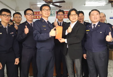 內政部長葉俊榮抵雲林慰問員警(圖)