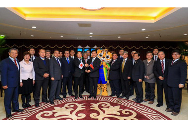 日本沖繩縣浦添市長率團訪台中(圖)