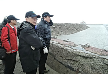 航宇11號擱淺航港局：限期抽除殘油(圖)