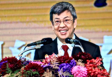 中市磐石會新舊任會長交接(圖)