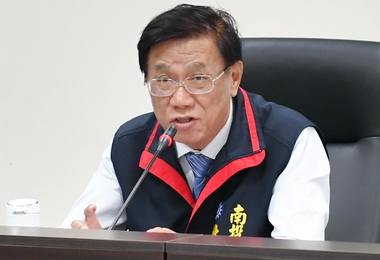 林明溱：爭經費安置學校空氣清淨機(圖)