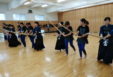 水商學子靠自己實現國際交流美夢(圖)