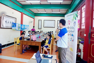 久旱不雨水公司宣導節水(圖)