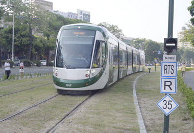 捷運局：參酌民意打造美術館段輕軌(圖)