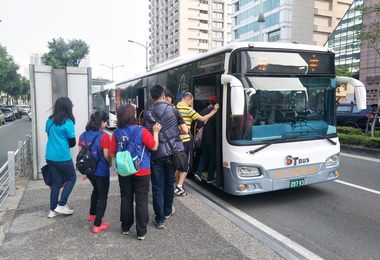 高市宣布2025年公車達到全面無障礙化(圖)