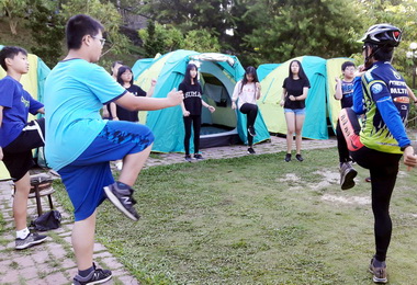 家扶兒挑戰騎單車環日月潭(圖)
