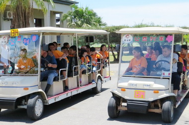 中石化公益列車帶領偏鄉孩童遊台江(圖)