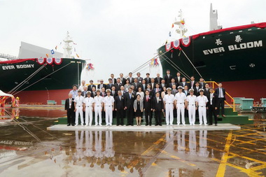 台船承造長鵬輪＆長泰輪聯合命名(圖)