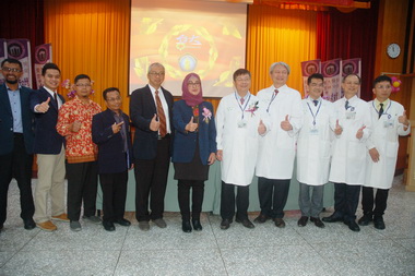 印尼醫學院與台大雲林分院簽署合作備忘錄(圖)