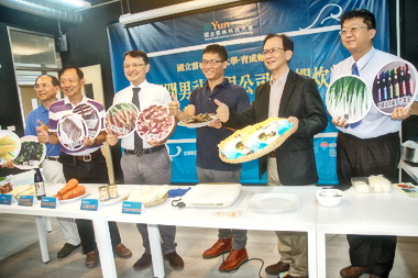 雲縣青農結合在地物產推出鮮蝦炊粉(圖)