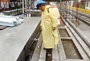 高雄環狀輕軌施工區全力防治登革熱(圖)