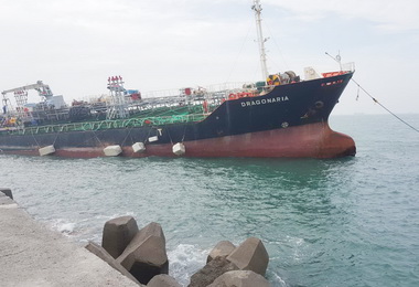 安利669脫險擱淺船舶續移除(圖)