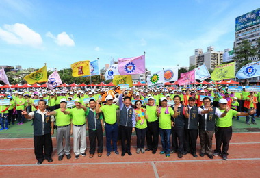 中市勞資趣味運動會熱鬧登場(圖)