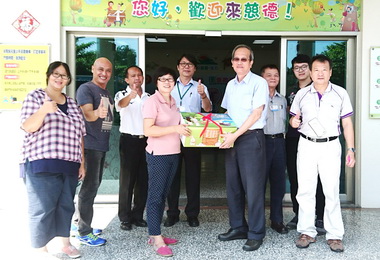 中油秋節關懷弱勢兒童(圖)