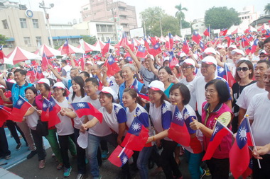 斗六歡慶雙十國慶(圖)