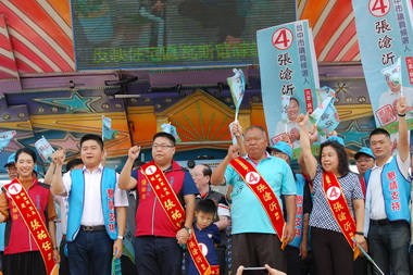 張滄沂設戰堡吸引跨黨派支持(圖)