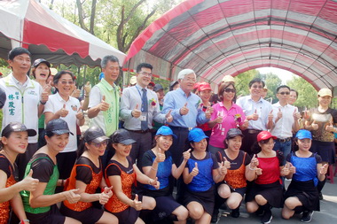 雲縣埤口市集熱鬧開幕(圖)