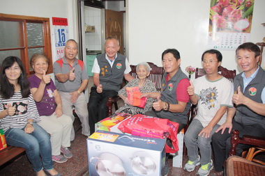 九九重陽將至徐耀昌探訪百歲人瑞(圖)