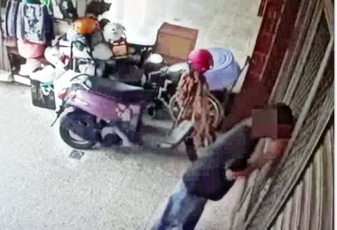 獨臂竊賊入屋行竊巧遇管區巡邏遭逮(圖)