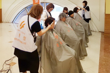 高雄福華重陽免費義剪長輩揪感心(圖)