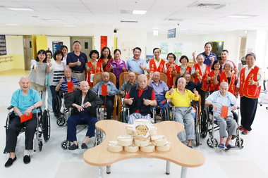 重陽敬老斗六探訪百歲人瑞(圖)