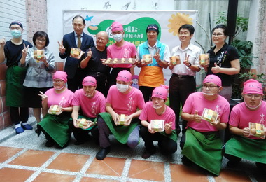 中外餅舖庇護工場114週年慶(圖)