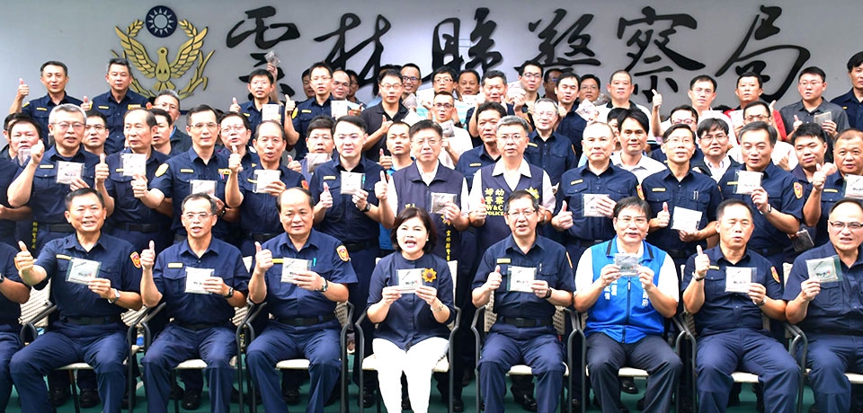 八八節快樂　史上第一起~張麗善為男性爸爸加油打氣(圖)