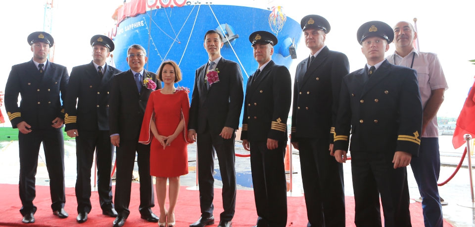 台船公司65,000載重噸級潛舉式甲板重貨載運輪登上國家地理頻道全球同步播出(圖)